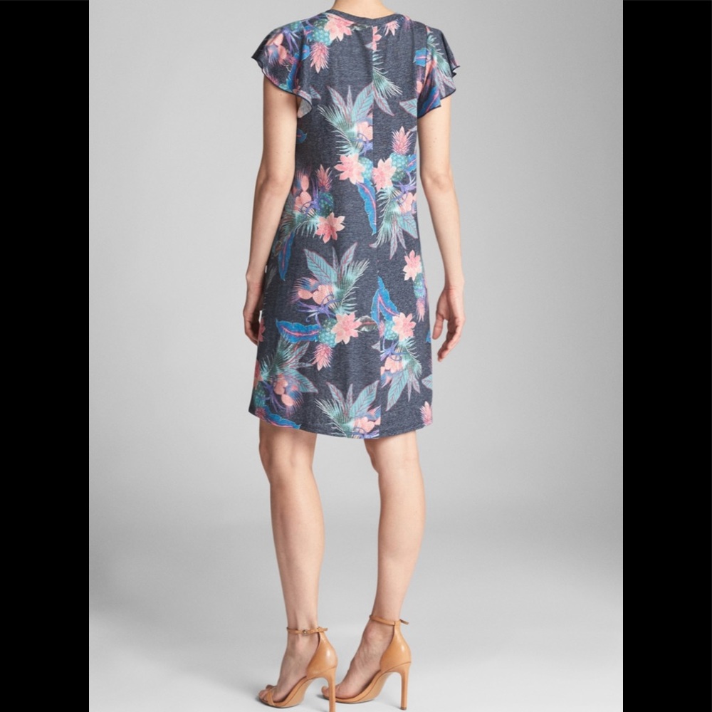 5 βοΈ Rating ! 1 Sm Left ! Flutter Swing Dress ! - Picture 3 of 4